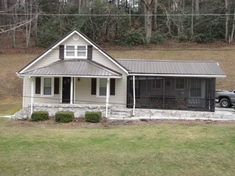 115 Ritchie Road Hampton Tn 37658, Hampton, TN 37658 photo 2