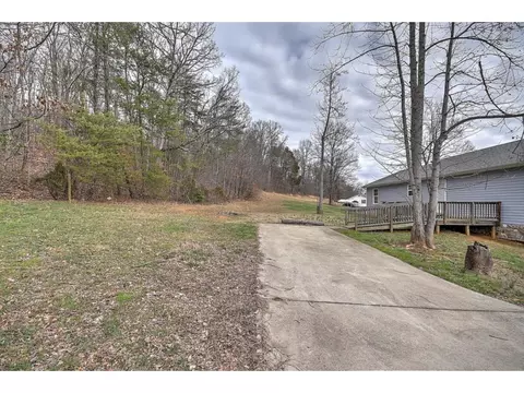1206 Outer Drive Greeneville Tn 37743, Greeneville, TN 37743 photo 34