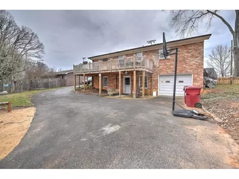 1503 11th Avenue Johnson City Tn 37601, Johnson City, TN 37601 photo 32