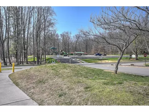 1204 9th Avenue Johnson City Tn 37601, Johnson City, TN 37601 photo 27
