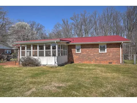 1204 9th Avenue Johnson City Tn 37601, Johnson City, TN 37601 photo 23