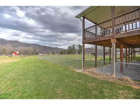 1585 Chestoa Pike Erwin Tn 37650, Erwin, TN 37650 photo 34