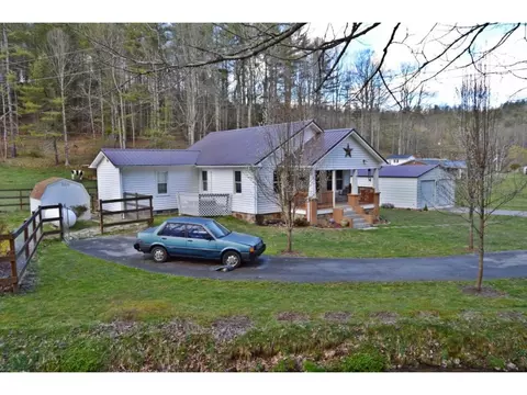 328 Piney Grove Road Hampton Tn 37658, Hampton, TN 37658 photo 7