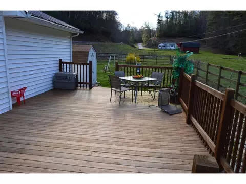328 Piney Grove Road Hampton Tn 37658, Hampton, TN 37658 photo 11