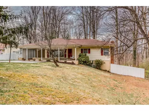 211 Hillside Road Johnson City Tn 37601, Johnson City, TN 37601 photo 2
