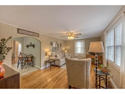 21 Duff Lane Bristol Va 24201, Bristol, VA 24201 photo 2