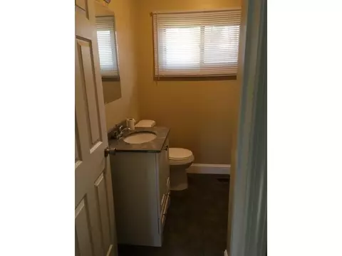 100 Spring Brook Drive Bristol Tn 37620, Bristol, TN 37620 photo 4