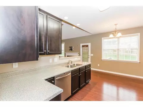 901 Hackney Road Johnson City Tn 37615, Johnson City, TN 37615 photo 3