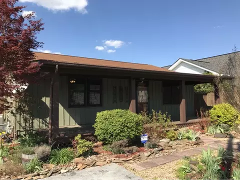 505 Washington Street Erwin Tn 37650, Erwin, TN 37650 photo 2