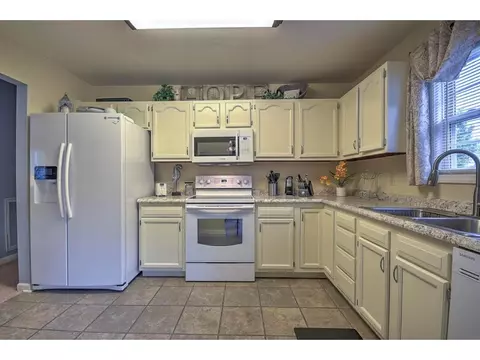 139 Hawk Lane Gray Tn 37615, Gray, TN 37615 photo 9