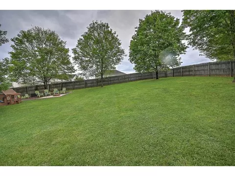 139 Hawk Lane Gray Tn 37615, Gray, TN 37615 photo 34