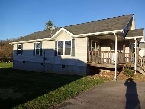 242 Harris Street Erwin Tn 37650, Erwin, TN 37650 photo 2