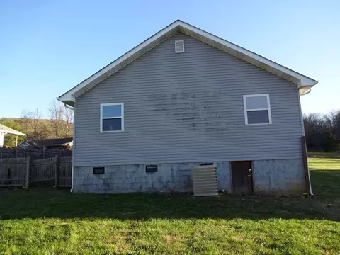 242 Harris Street Erwin Tn 37650, Erwin, TN 37650 photo 4