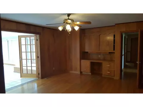 108 Apache Drive Johnson City Tn 37604, Johnson City, TN 37604 photo 2