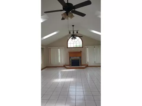108 Apache Drive Johnson City Tn 37604, Johnson City, TN 37604 photo 7