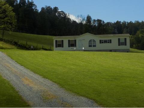 17922 Overlook Dr, Abingdon, VA 24210 photo 1