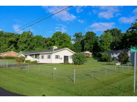 1305 E11th Avenue Johnson City Tn 37601, Johnson City, TN 37601 photo 9