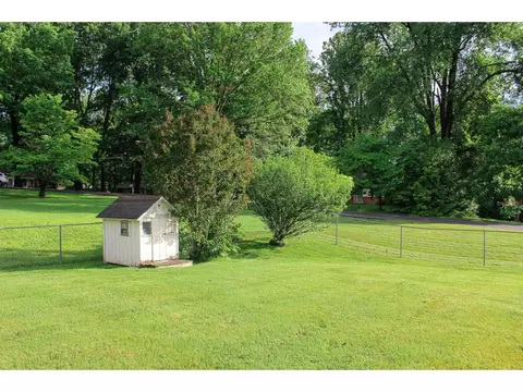 1305 E11th Avenue Johnson City Tn 37601, Johnson City, TN 37601 photo 18