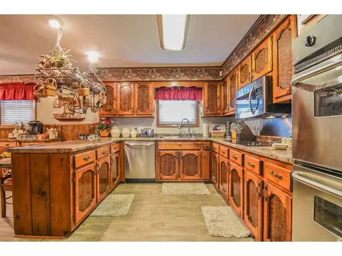 119 Townsend Fall Branch Tn 37656, Fall Branch, TN 37656 photo 11