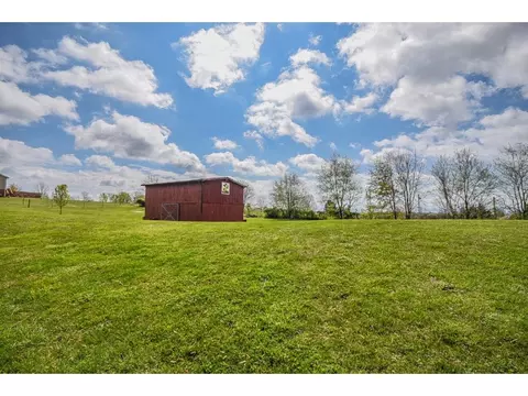119 Townsend Fall Branch Tn 37656, Fall Branch, TN 37656 photo 32
