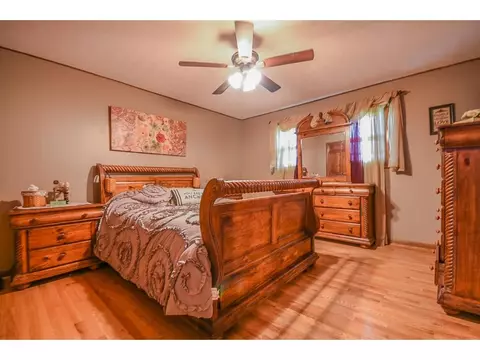 119 Townsend Fall Branch Tn 37656, Fall Branch, TN 37656 photo 16