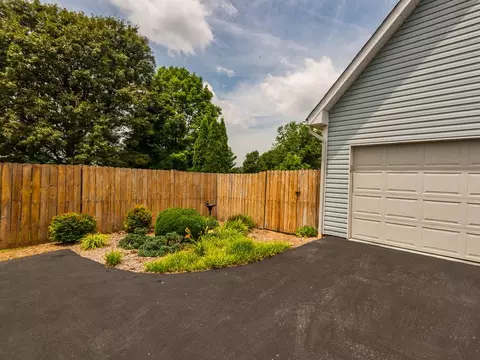 216 Memory Lane Bristol Tn 37620, Bristol, TN 37620 photo 24