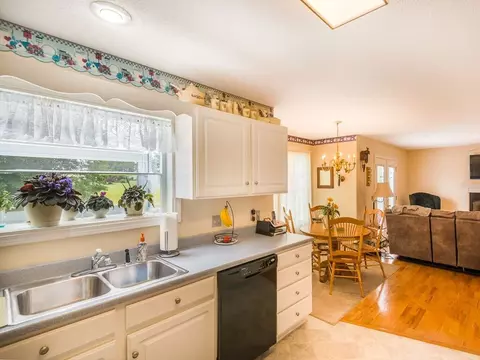216 Memory Lane Bristol Tn 37620, Bristol, TN 37620 photo 5