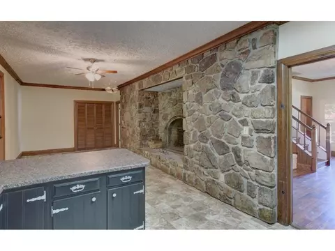 304 Ivanhoe Drive Johnson City Tn 37601, Johnson City, TN 37601 photo 10