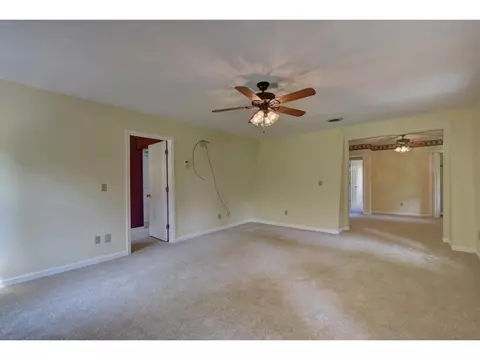 304 Ivanhoe Drive Johnson City Tn 37601, Johnson City, TN 37601 photo 20