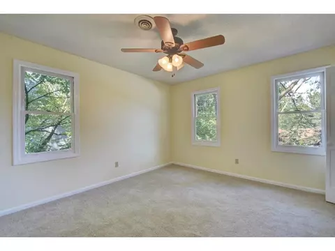 304 Ivanhoe Drive Johnson City Tn 37601, Johnson City, TN 37601 photo 28
