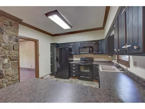 304 Ivanhoe Drive Johnson City Tn 37601, Johnson City, TN 37601 photo 9