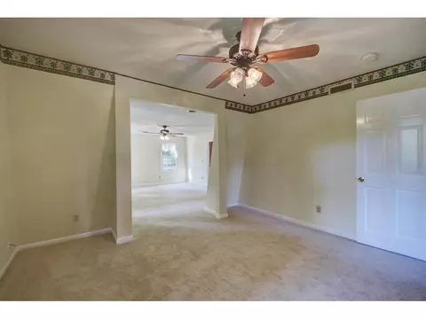 304 Ivanhoe Drive Johnson City Tn 37601, Johnson City, TN 37601 photo 19