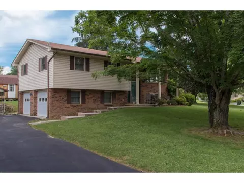 100 Dawn Place Bristol Va 24201, Bristol, VA 24201 photo 2