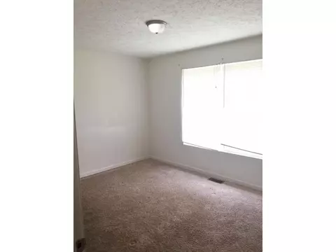 1136 Snowden Terrace Johnson City Tn 37601, Johnson City, TN 37601 photo 6