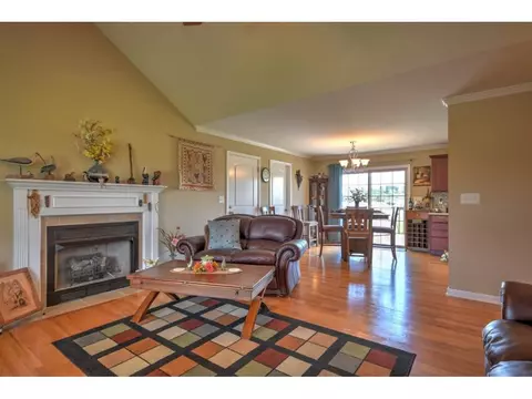 1022 Mountain Meadows Drive Limestone Tn 37681, Limestone, TN 37681 photo 3