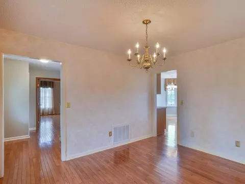 218 Bart Greene Drive Gray Tn 37615, Gray, TN 37615 photo 5