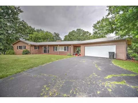 499 Painter Fall Branch Tn 37656, Fall Branch, TN 37656 photo 4