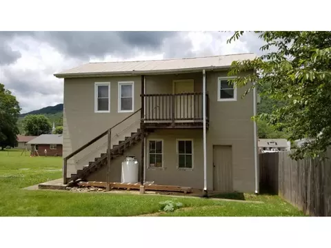 208 Third Avenue Hampton Tn 37658, Hampton, TN 37658 photo 15
