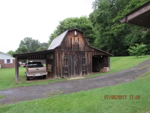 3026 Temple Hill Road Erwin Tn 37650, Erwin, TN 37650 photo 3