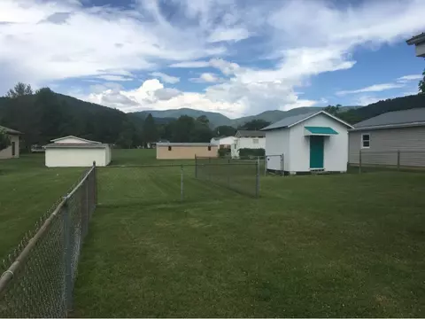111 Higgins Avenue Erwin Tn 37650, Erwin, TN 37650 photo 11