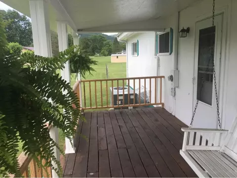 111 Higgins Avenue Erwin Tn 37650, Erwin, TN 37650 photo 2