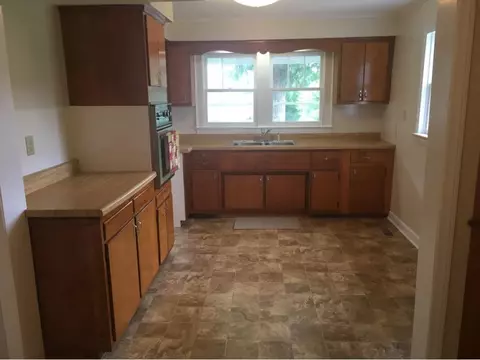 111 Higgins Avenue Erwin Tn 37650, Erwin, TN 37650 photo 5