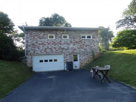 157 Snyder Road Gray Tn 37615, Gray, TN 37615 photo 2