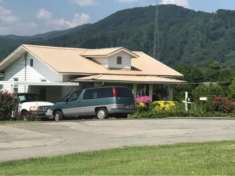 530 Adams Erwin Tn 37650, Erwin, TN 37650 photo 1