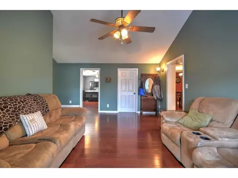 301 Okolona Drive Erwin Tn 37650, Erwin, TN 37650 photo 9