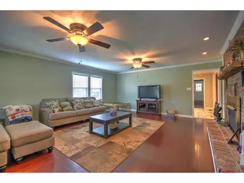 301 Okolona Drive Erwin Tn 37650, Erwin, TN 37650 photo 5