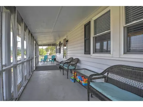 301 Okolona Drive Erwin Tn 37650, Erwin, TN 37650 photo 3