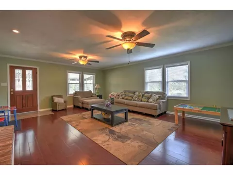 301 Okolona Drive Erwin Tn 37650, Erwin, TN 37650 photo 6