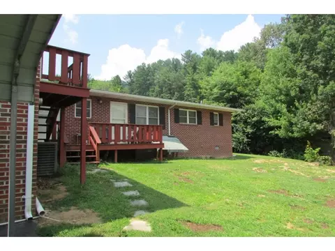 114 Mountain View Circle Hampton Tn 37658, Hampton, TN 37658 photo 2