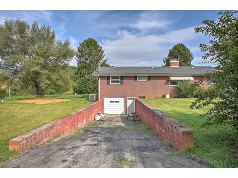 143 Highway 93 Fall Branch Tn 37656, Fall Branch, TN 37656 photo 17